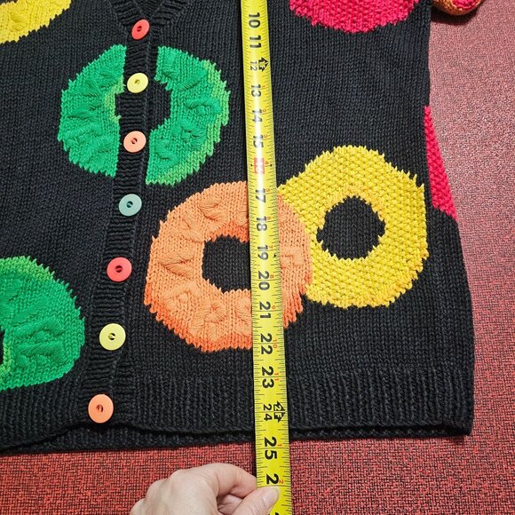 VTG Eagles Eye Lifesavers Rainbow Cardigan M Hand Knit Halloween Artsy Rainbow - Picture 11 of 11